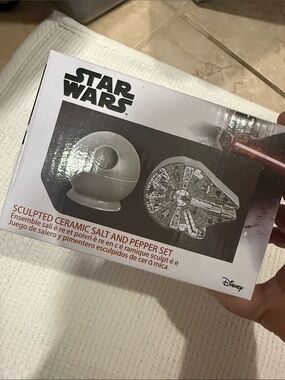 Star Wars White and Gray Death Star & Millennium Falcon Salt and Pepper Set